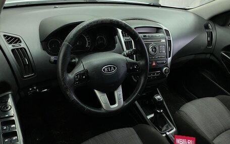 KIA cee'd I рестайлинг, 2011 год, 649 000 рублей, 7 фотография