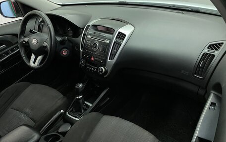 KIA cee'd I рестайлинг, 2011 год, 649 000 рублей, 9 фотография