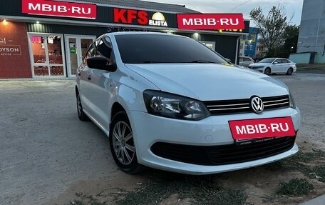 Volkswagen Polo VI (EU Market), 2015 год, 1 050 000 рублей, 6 фотография