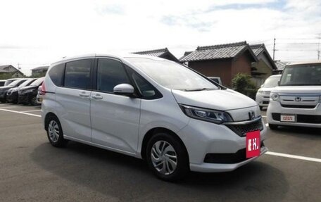 Honda Freed II, 2020 год, 1 750 000 рублей, 14 фотография