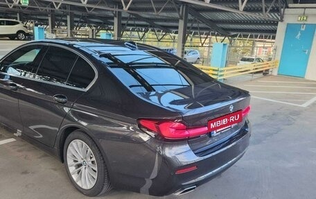 BMW 5 серия, 2021 год, 6 100 000 рублей, 10 фотография