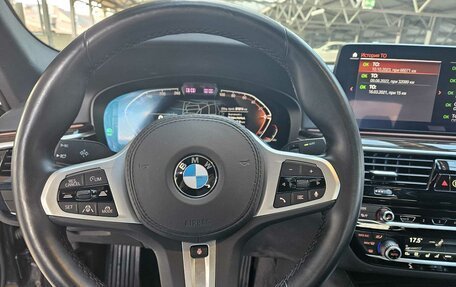 BMW 5 серия, 2021 год, 6 100 000 рублей, 13 фотография