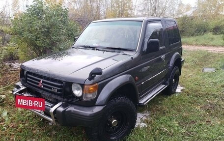 Mitsubishi Pajero III рестайлинг, 1994 год, 710 000 рублей, 13 фотография