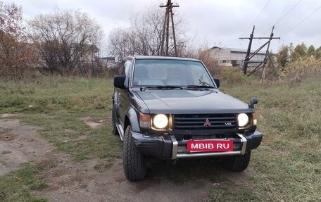 Mitsubishi Pajero III рестайлинг, 1994 год, 710 000 рублей, 17 фотография