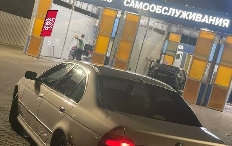 BMW 5 серия, 2000 год, 520 000 рублей, 1 фотография