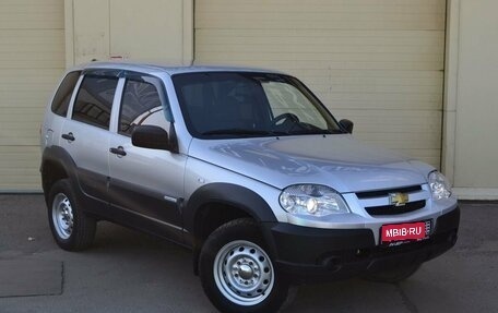 Chevrolet Niva I рестайлинг, 2012 год, 640 000 рублей, 3 фотография