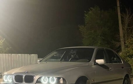 BMW 5 серия, 2000 год, 520 000 рублей, 13 фотография