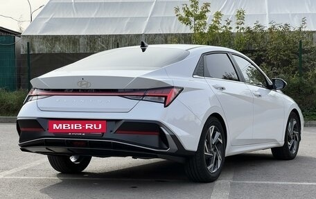 Hyundai Elantra, 2023 год, 2 450 000 рублей, 3 фотография