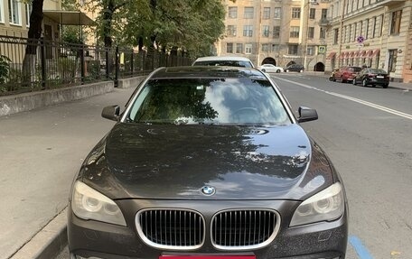 BMW 7 серия, 2009 год, 1 550 000 рублей, 2 фотография