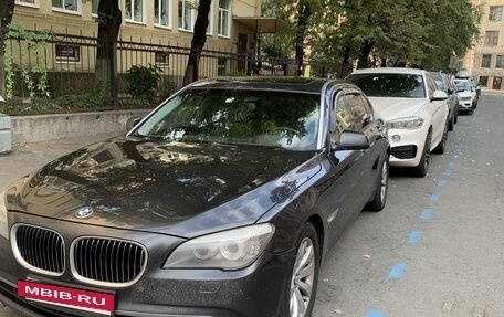 BMW 7 серия, 2009 год, 1 550 000 рублей, 3 фотография