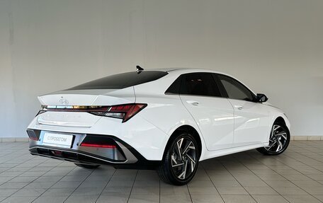 Hyundai Elantra, 2024 год, 2 350 000 рублей, 4 фотография