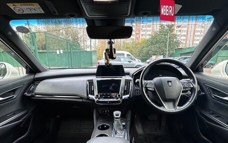 Toyota Crown, 2018 год, 3 760 000 рублей, 17 фотография