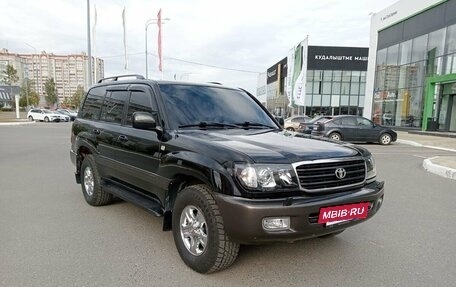 Toyota Land Cruiser 100 рестайлинг 2, 1998 год, 1 488 000 рублей, 3 фотография