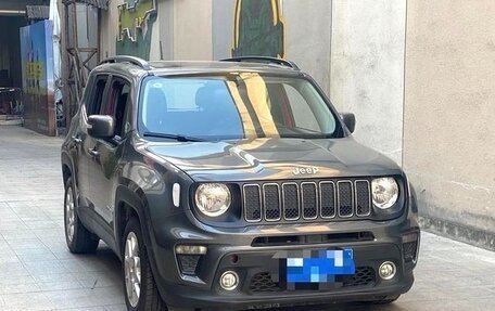 Jeep Renegade I рестайлинг, 2021 год, 1 640 000 рублей, 3 фотография