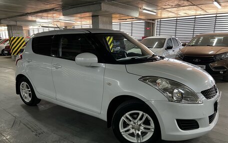 Suzuki Swift IV, 2011 год, 990 000 рублей, 3 фотография