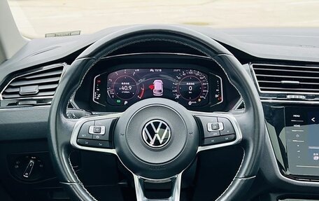 Volkswagen Tiguan II, 2021 год, 2 720 000 рублей, 9 фотография