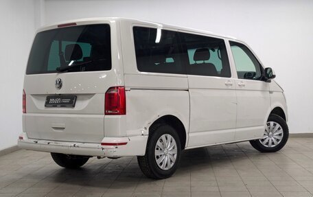 Volkswagen Caravelle T6 рестайлинг, 2019 год, 2 645 000 рублей, 2 фотография