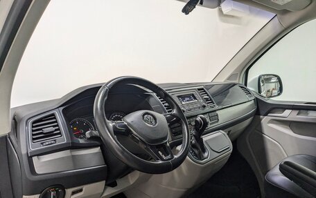 Volkswagen Caravelle T6 рестайлинг, 2019 год, 2 645 000 рублей, 9 фотография