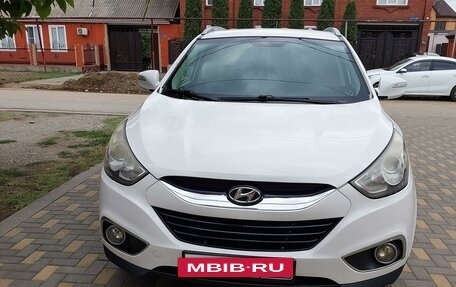 Hyundai ix35 I рестайлинг, 2012 год, 1 550 000 рублей, 2 фотография