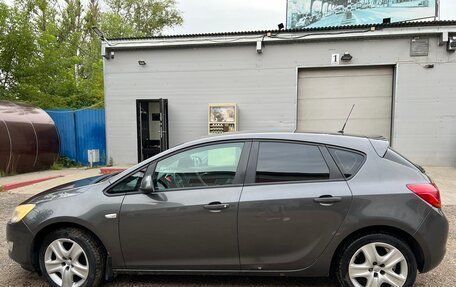 Opel Astra J, 2011 год, 620 000 рублей, 6 фотография