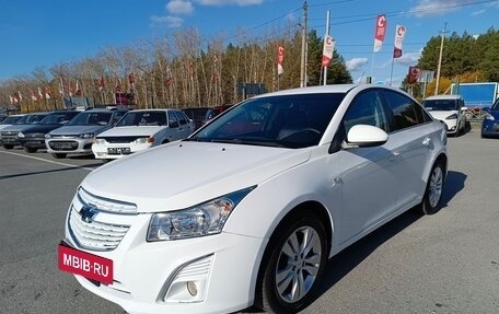 Chevrolet Cruze II, 2013 год, 999 000 рублей, 3 фотография