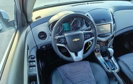 Chevrolet Cruze II, 2013 год, 999 000 рублей, 16 фотография