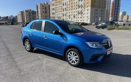 Renault Logan II, 2018 год, 1 235 000 рублей, 11 фотография