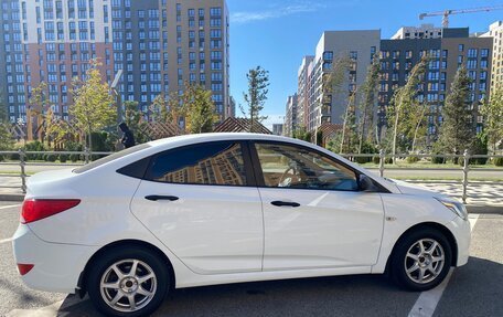 Hyundai Solaris II рестайлинг, 2015 год, 780 000 рублей, 9 фотография