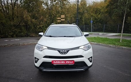 Toyota RAV4, 2017 год, 2 500 000 рублей, 6 фотография