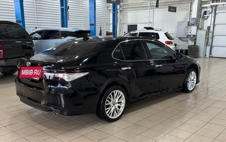 Toyota Camry, 2019 год, 3 130 000 рублей, 3 фотография