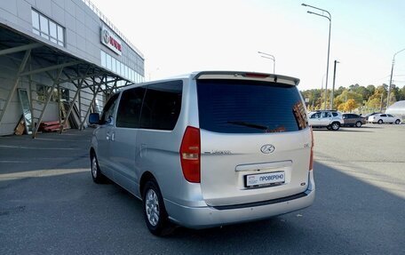 Hyundai Grand Starex Grand Starex I рестайлинг 2, 2010 год, 1 610 000 рублей, 7 фотография