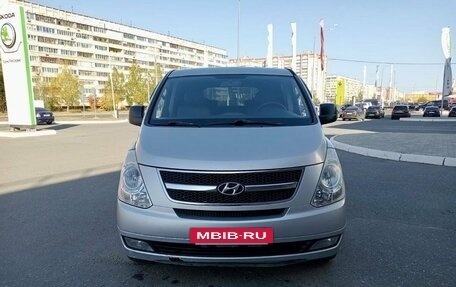 Hyundai Grand Starex Grand Starex I рестайлинг 2, 2010 год, 1 610 000 рублей, 2 фотография