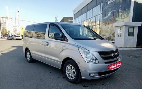 Hyundai Grand Starex Grand Starex I рестайлинг 2, 2010 год, 1 610 000 рублей, 3 фотография