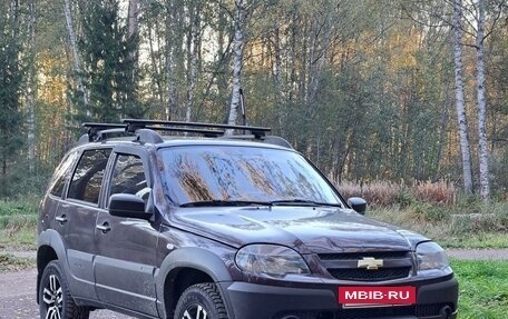 Chevrolet Niva I рестайлинг, 2012 год, 780 000 рублей, 4 фотография