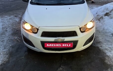 Chevrolet Aveo III, 2013 год, 630 000 рублей, 2 фотография