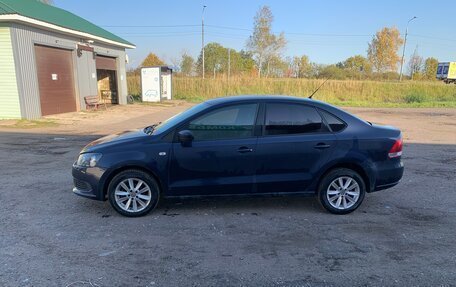 Volkswagen Polo VI (EU Market), 2012 год, 750 000 рублей, 2 фотография