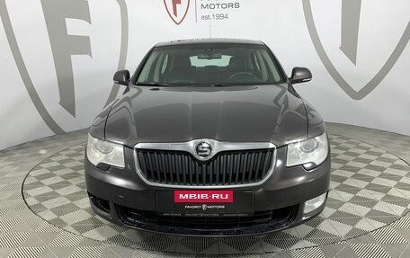 Skoda Superb III рестайлинг, 2009 год, 620 000 рублей, 2 фотография