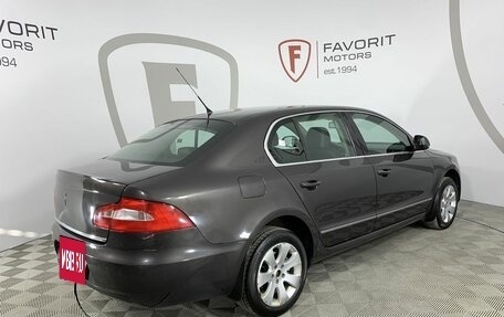 Skoda Superb III рестайлинг, 2009 год, 620 000 рублей, 6 фотография