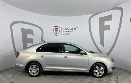 Skoda Rapid I, 2014 год, 900 000 рублей, 4 фотография