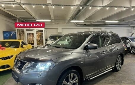 Nissan Pathfinder, 2015 год, 2 399 000 рублей, 12 фотография