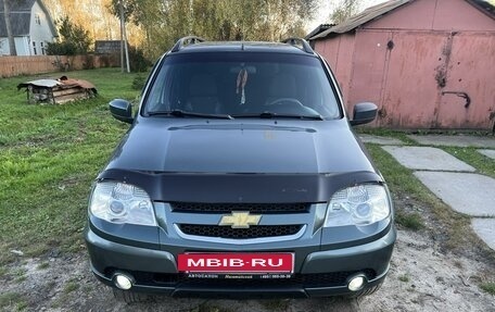 Chevrolet Niva I рестайлинг, 2013 год, 685 000 рублей, 2 фотография