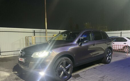 Volkswagen Touareg III, 2011 год, 2 100 000 рублей, 10 фотография