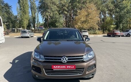 Volkswagen Touareg III, 2011 год, 2 100 000 рублей, 7 фотография