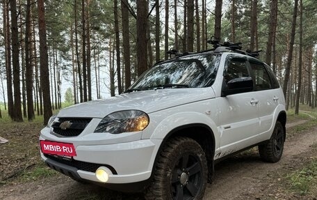 Chevrolet Niva I рестайлинг, 2017 год, 929 000 рублей, 20 фотография