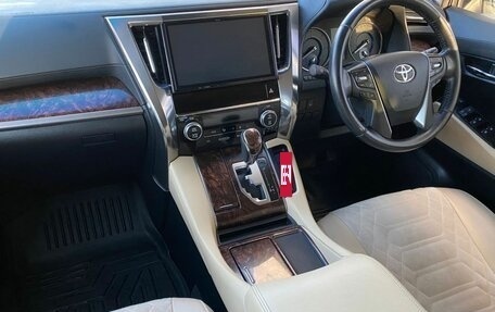 Toyota Alphard III, 2018 год, 4 790 000 рублей, 12 фотография