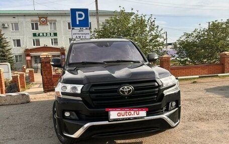 Toyota Land Cruiser 200, 2016 год, 6 100 000 рублей, 3 фотография