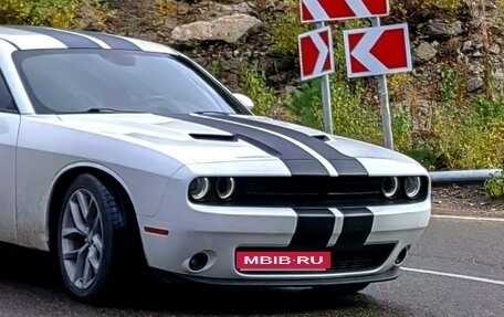 Dodge Challenger III рестайлинг 2, 2020 год, 4 200 000 рублей, 4 фотография