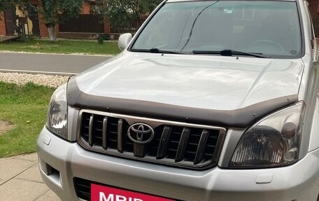 Toyota Land Cruiser Prado 120 рестайлинг, 2008 год, 2 700 000 рублей, 13 фотография