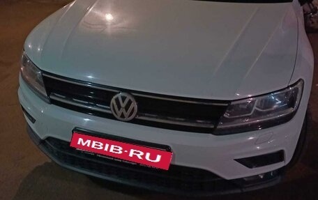 Volkswagen Tiguan II, 2017 год, 2 080 000 рублей, 11 фотография