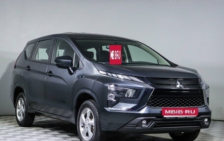 Mitsubishi Xpander, 2023 год, 2 550 000 рублей, 3 фотография